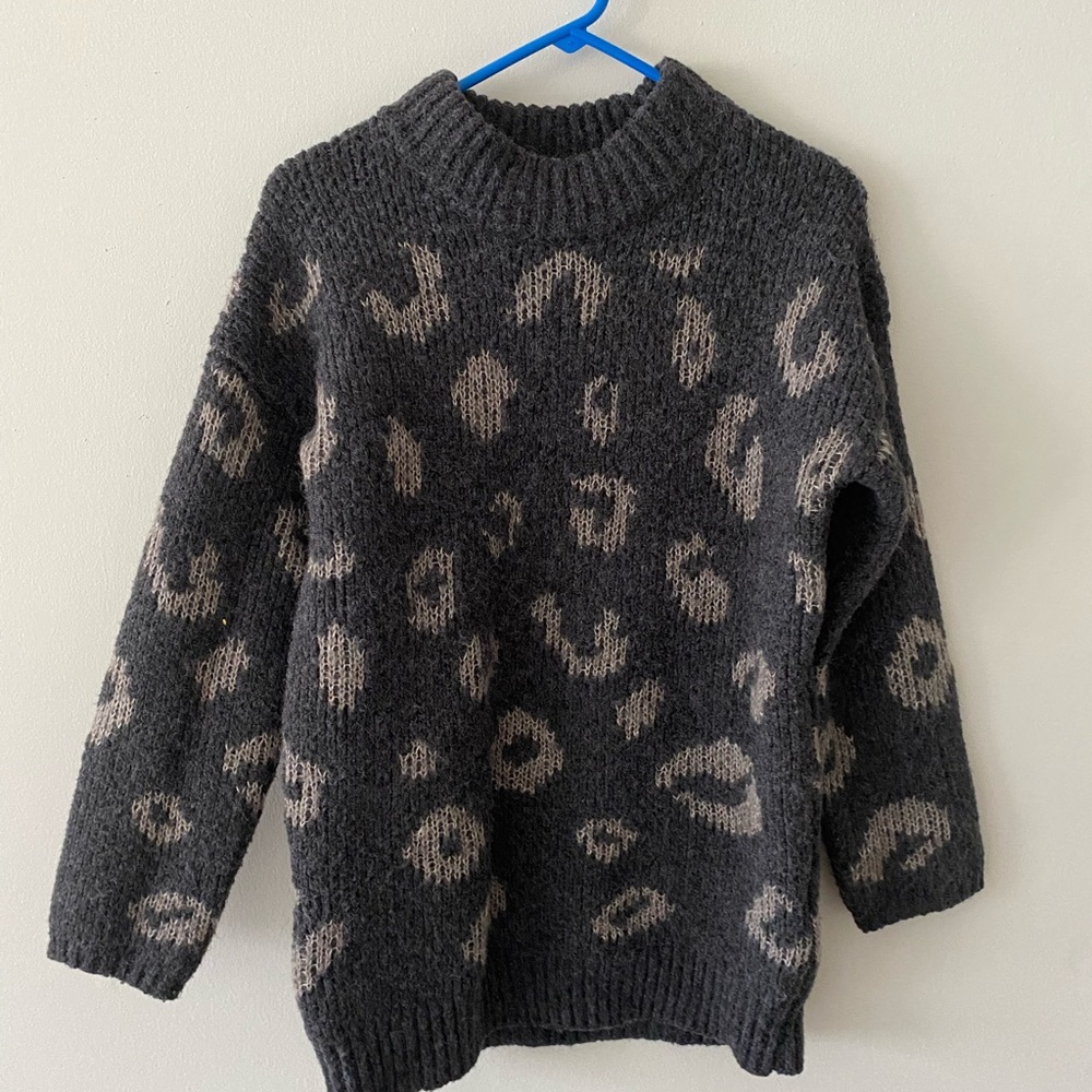 Cheeta print sweater
